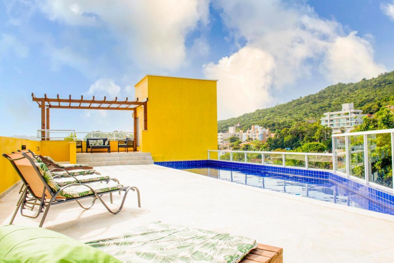 Pousada Vila Portuguesa Бомбиньяс Экстерьер фото