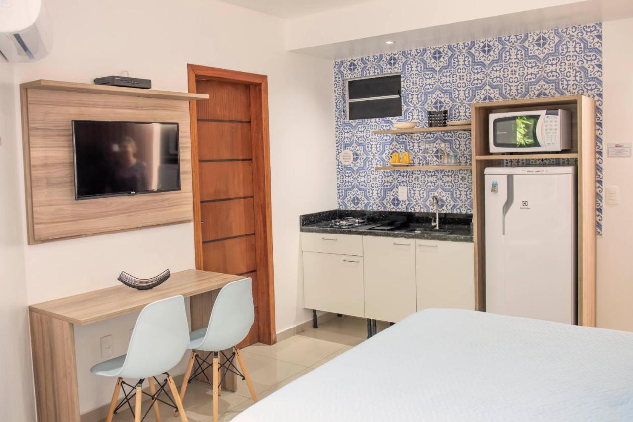 Pousada Vila Portuguesa Бомбиньяс Экстерьер фото